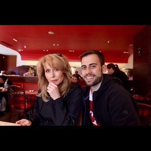 Meet your Posher, Angie